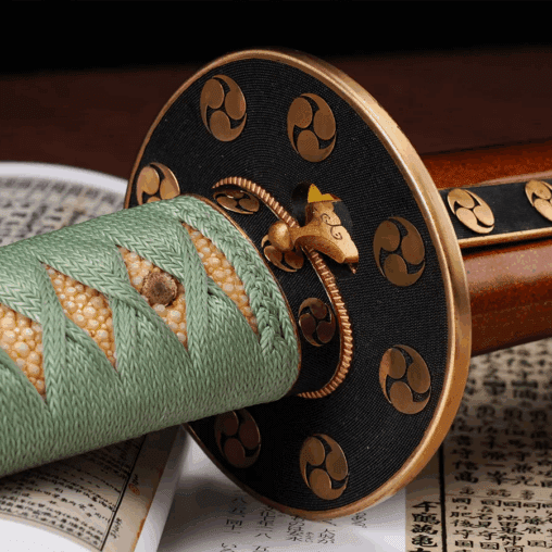 Kinriko Mitsudomoe Koshirae Katana with Kogai